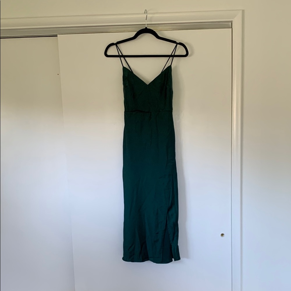Elegant Green Spaghetti Strap Dress